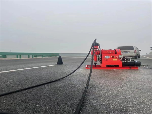 潍坊马路路基路面开裂下沉注浆加固灌浆