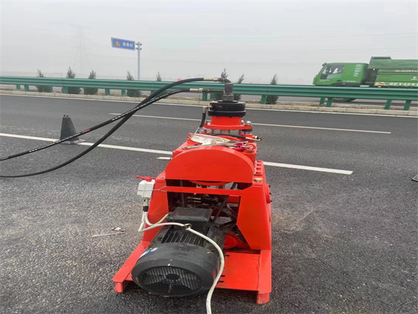 潍坊高速公路路基下沉加固注浆灌浆